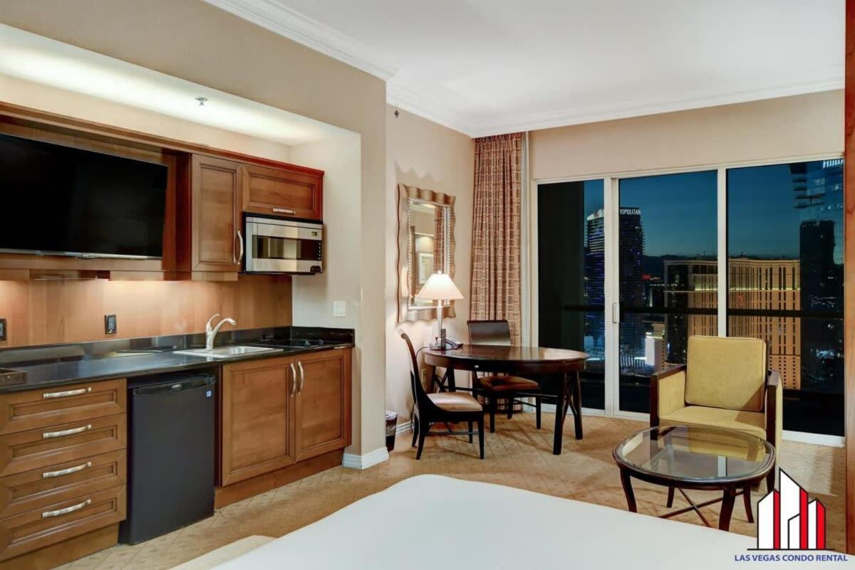 Mgm Signature-33-711 F1 Track & Strip View Balcony Las Vegas Ngoại thất bức ảnh