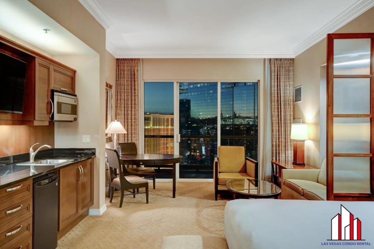 Mgm Signature-33-711 F1 Track & Strip View Balcony Las Vegas Ngoại thất bức ảnh