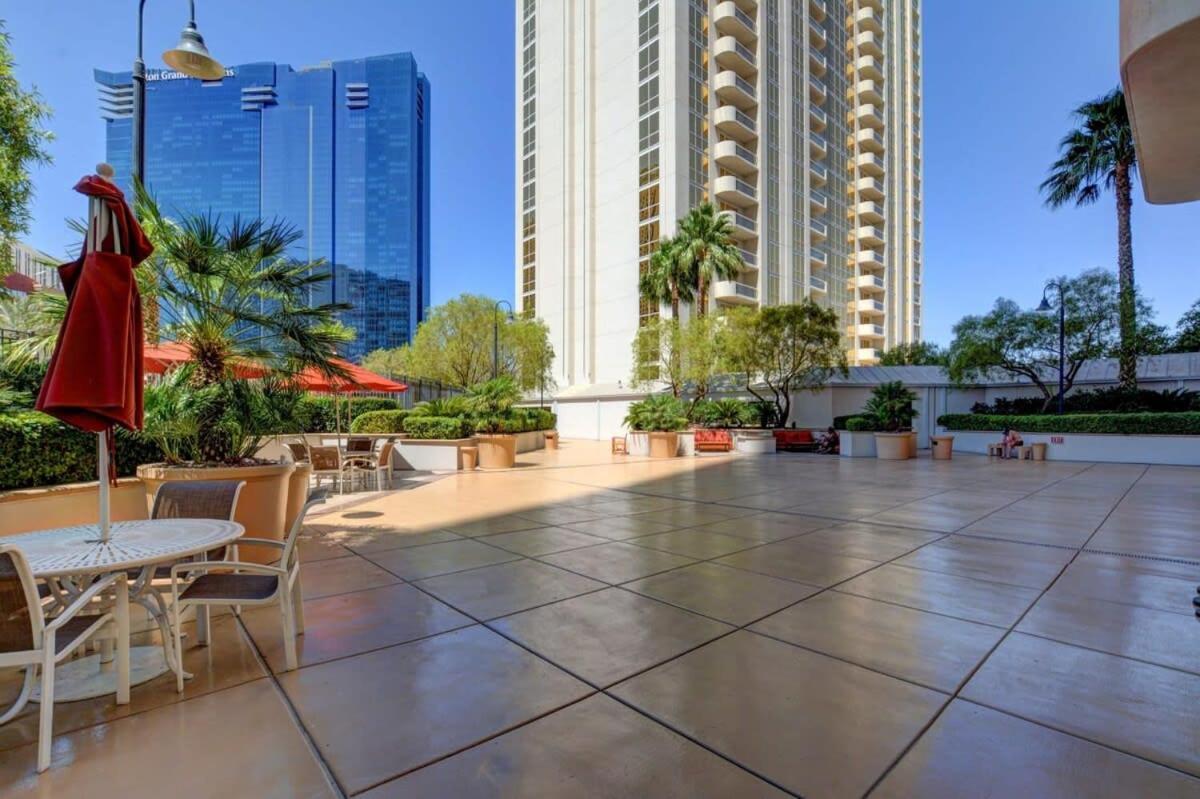 Mgm Signature-33-711 F1 Track & Strip View Balcony Las Vegas Ngoại thất bức ảnh