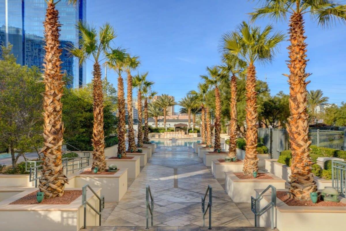 Mgm Signature-33-711 F1 Track & Strip View Balcony Las Vegas Ngoại thất bức ảnh
